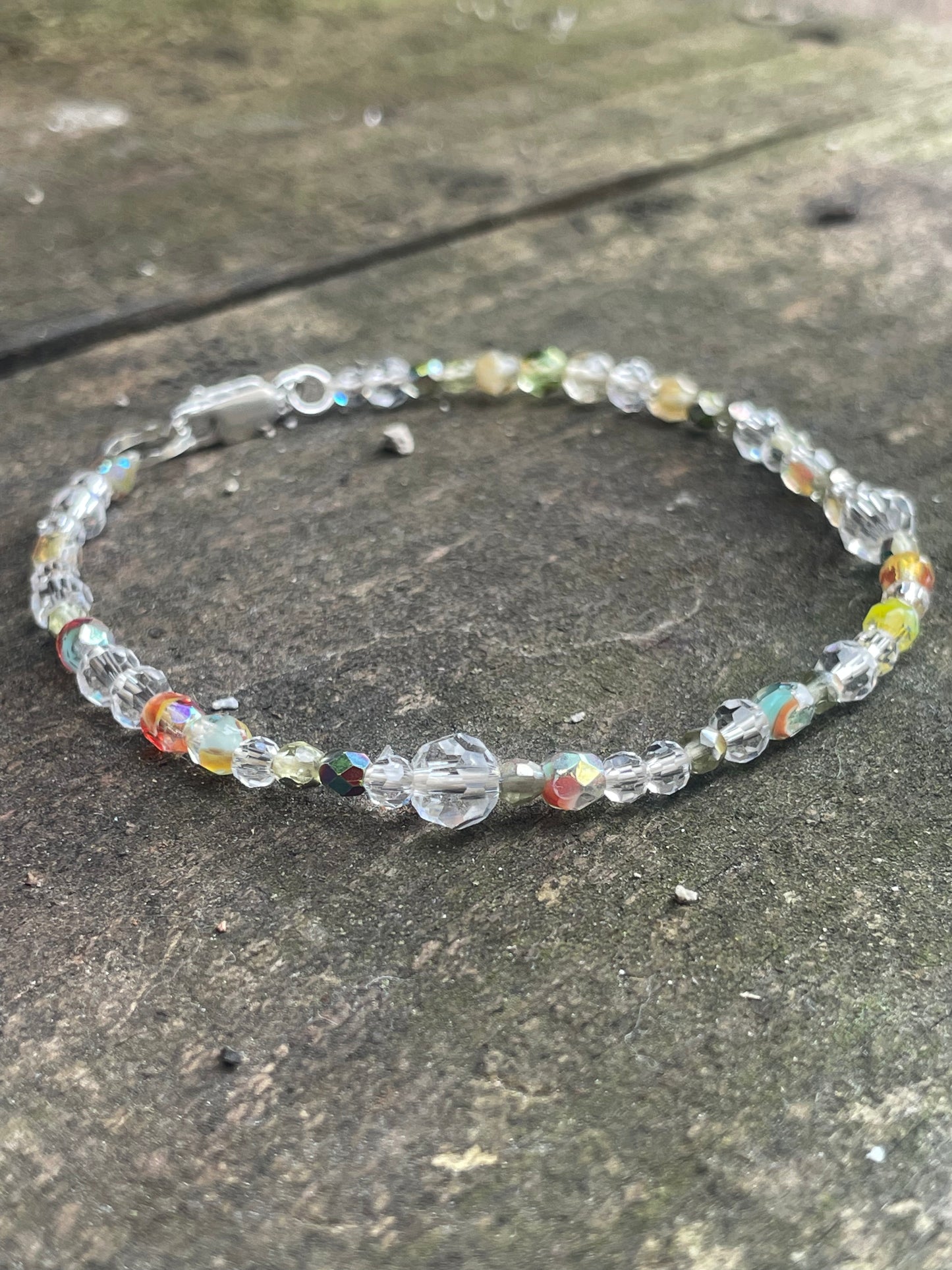 Glass beads bracelet