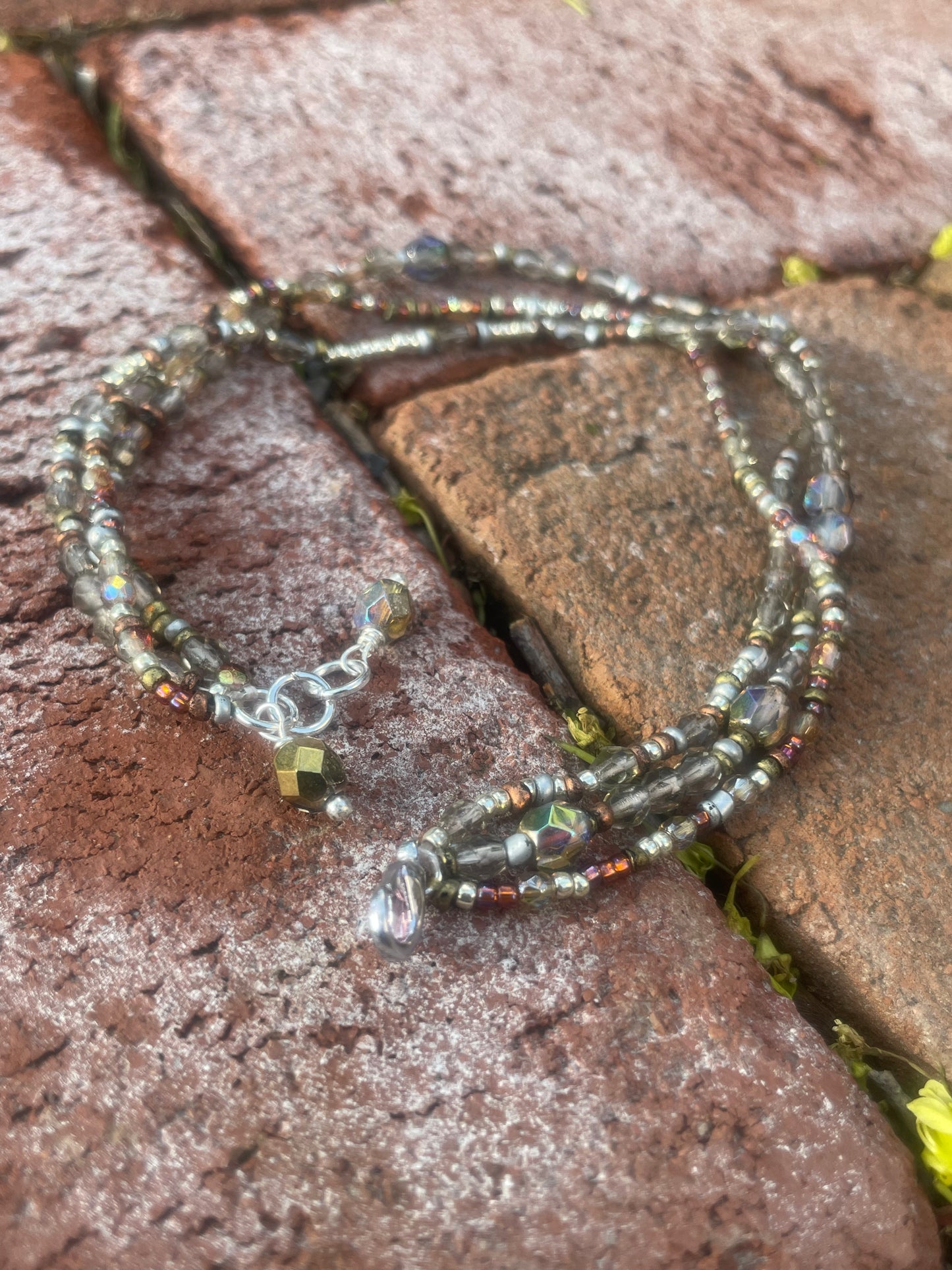 Triple beaded anklet