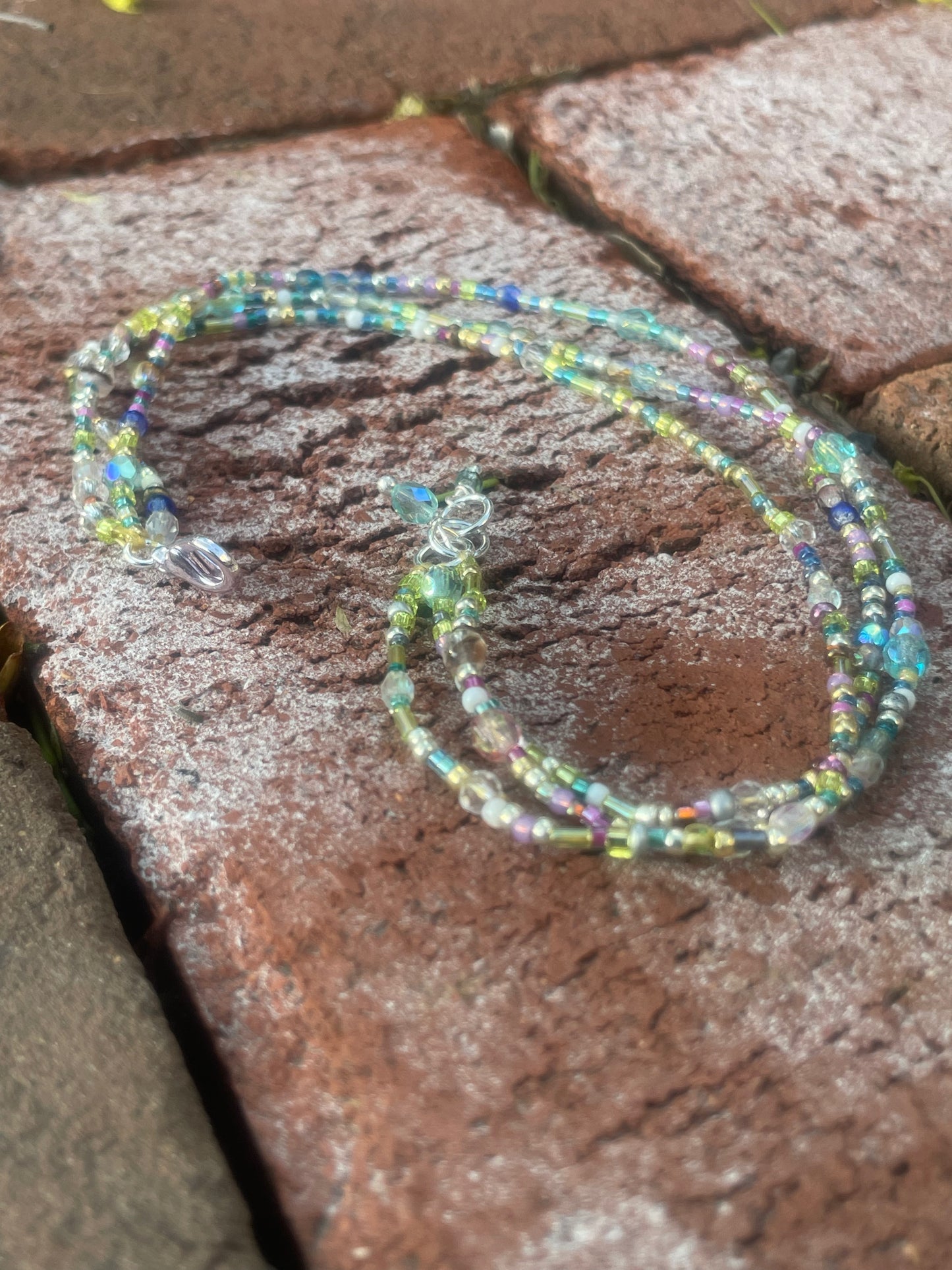 Triple beaded anklet