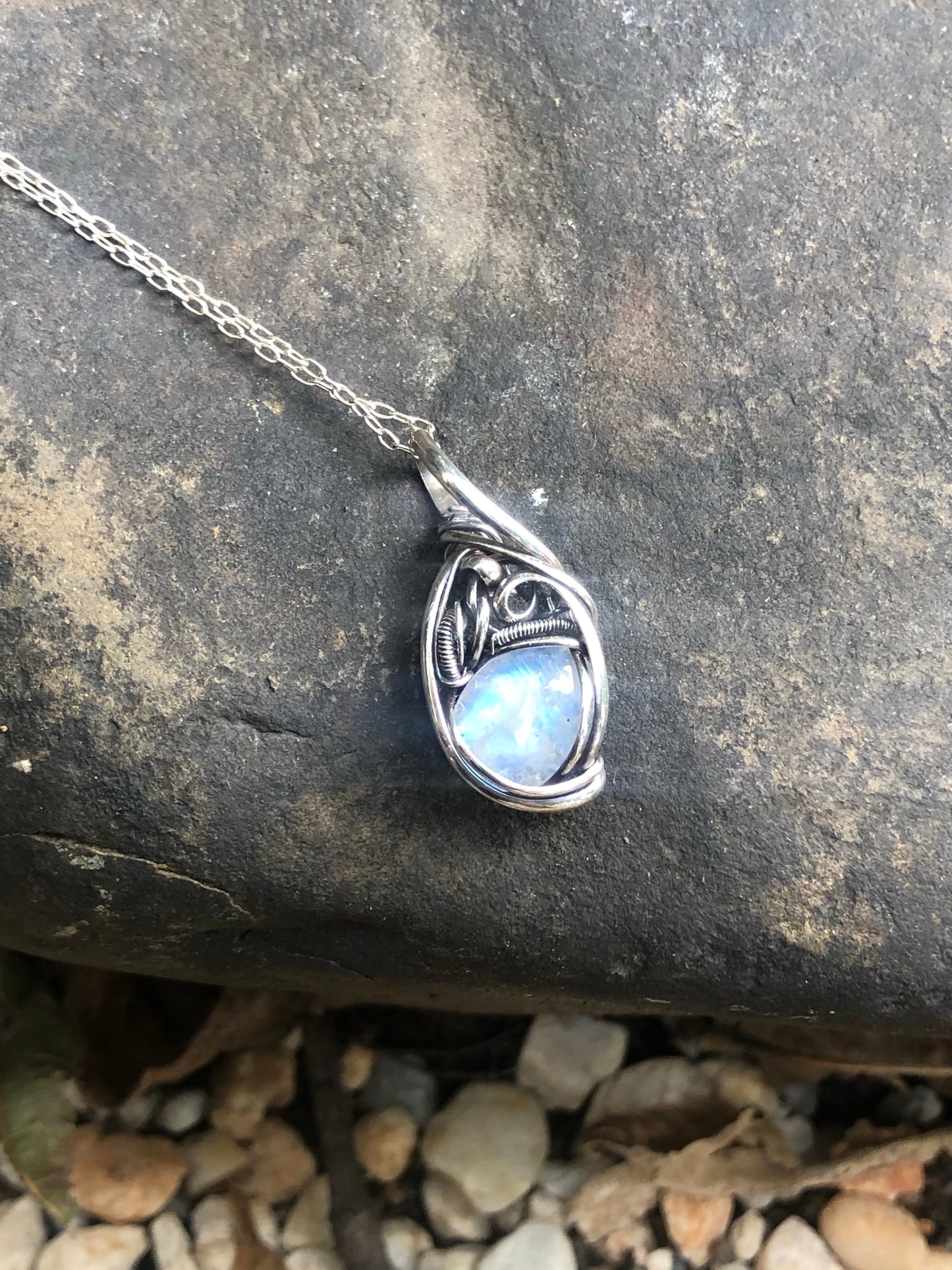 Blue Flash Moonstone Wire Wrapped pendant