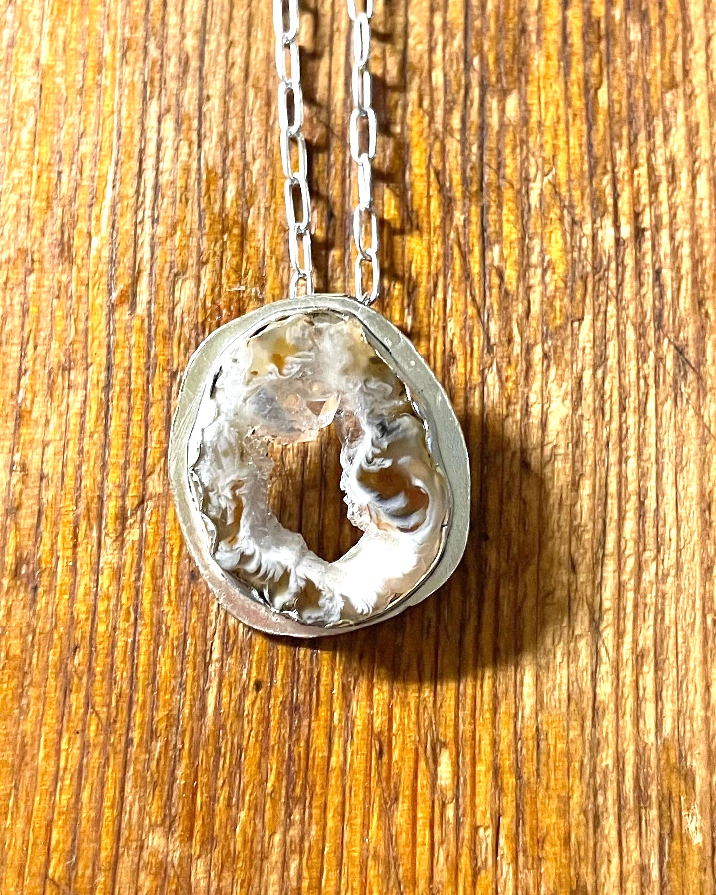 Oco geode bezel set necklace