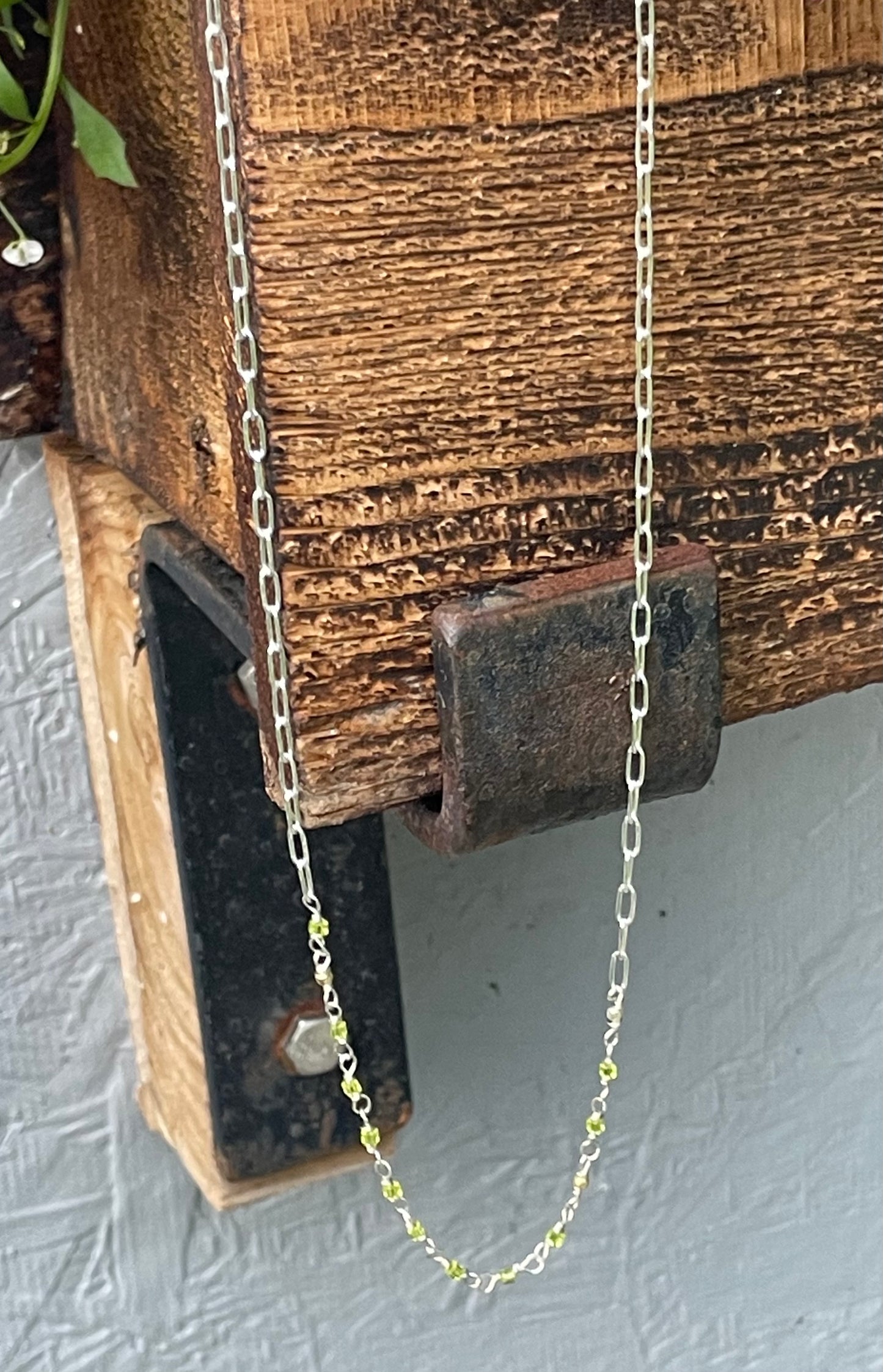 Beaded green paperclip chain necklace