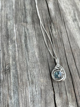 Load image into Gallery viewer, Blue Kyanite Wire wrap
