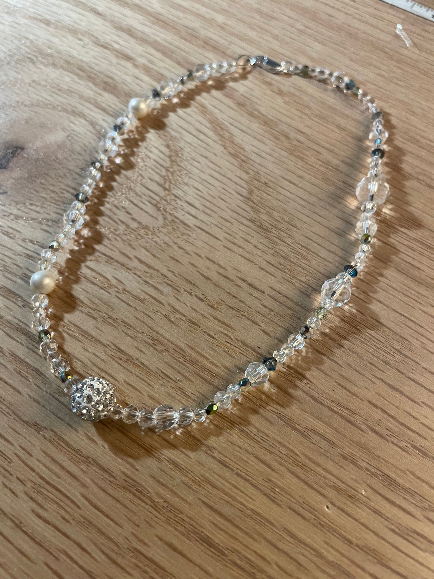 Glass, pearls and crystals choker necklace