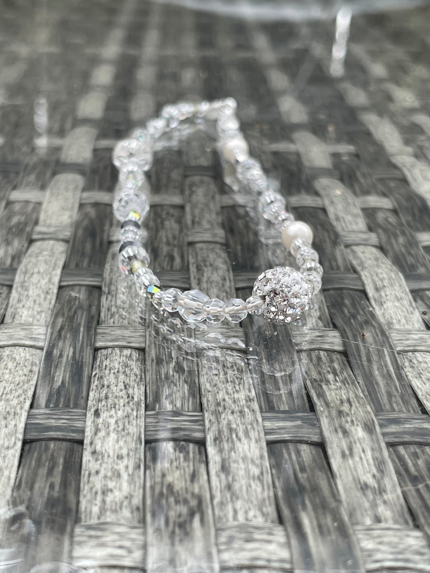 Glass, pearls and crystals choker necklace