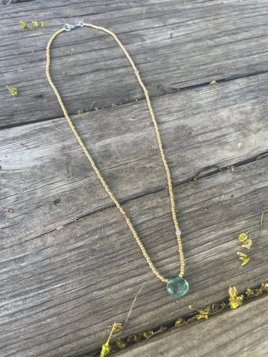 Teal fluorite and gold beads necklace