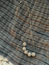 Load image into Gallery viewer, Crystal ball necklace
