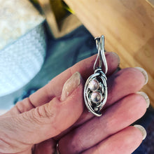 Load image into Gallery viewer, Hybrid morganite wire wrap
