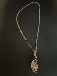 Hybrid morganite wire wrap
