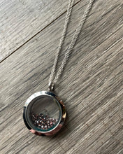 Load image into Gallery viewer, Loose gems locket necklace
