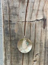 Load image into Gallery viewer, Mother of Pearl, Rose Quartz necklace
