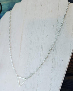 Paperclip chain necklace with geometric charm