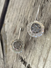 Load image into Gallery viewer, Silver druzy threader earrings
