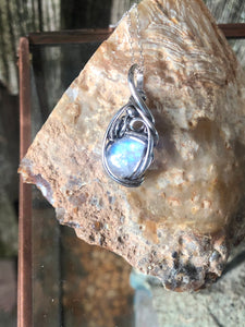 Blue Flash Moonstone Wire Wrapped pendant