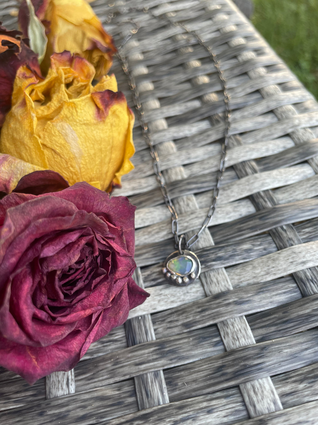 Handmade welo opal oendant